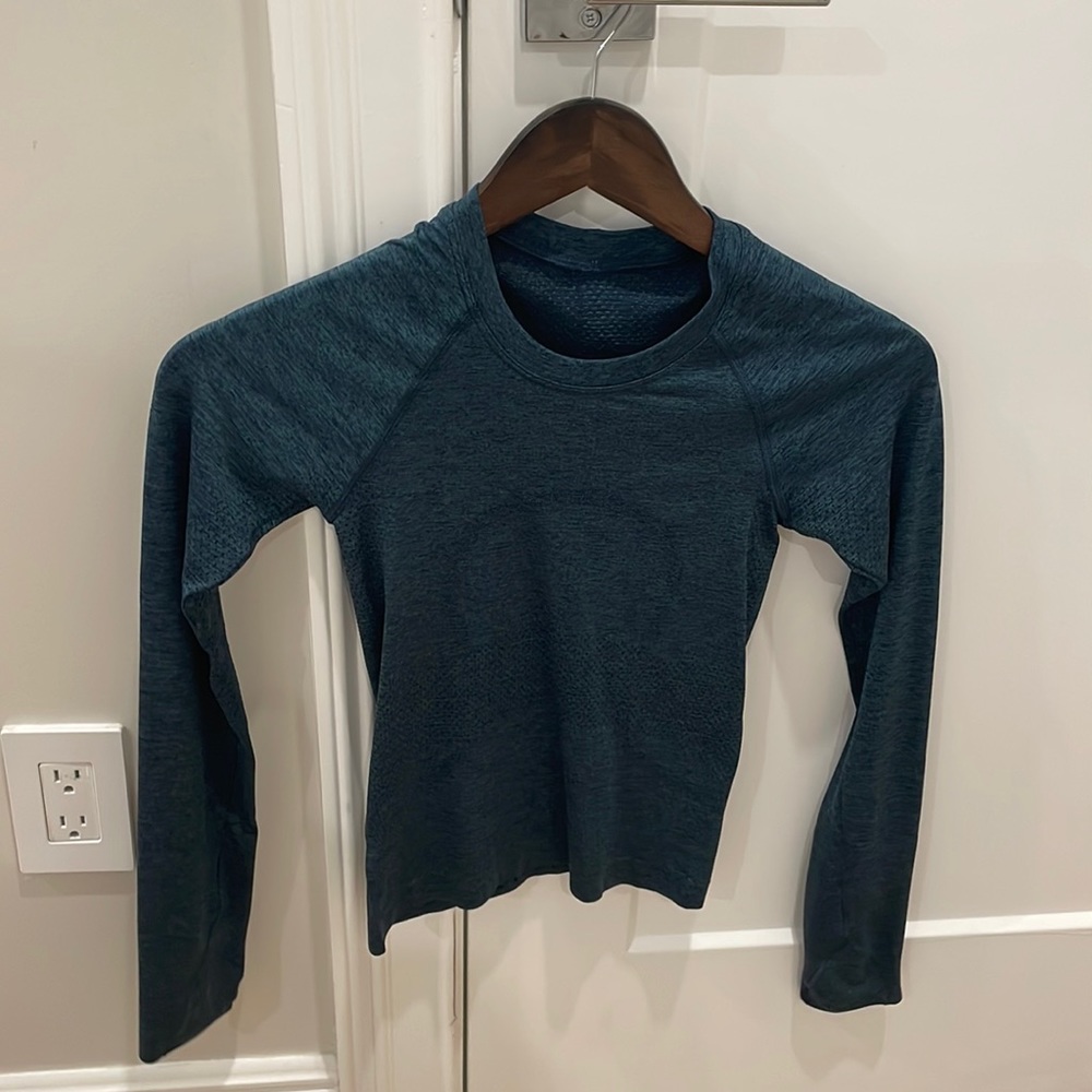 Lululemon swiftly tech 2.0 Race length (rare color)
